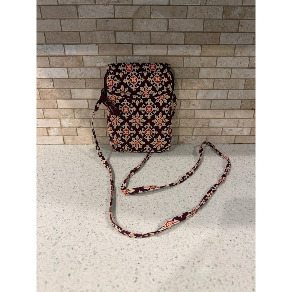 Vera Bradley Retired Burgundy Medallion Lunch Bag